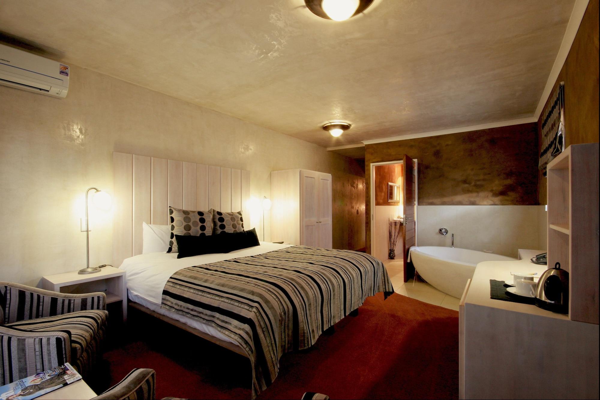 קמפטון פארק African Rock Hotel & Spa, A "Boutique Lifestyle Resort" מראה חיצוני תמונה