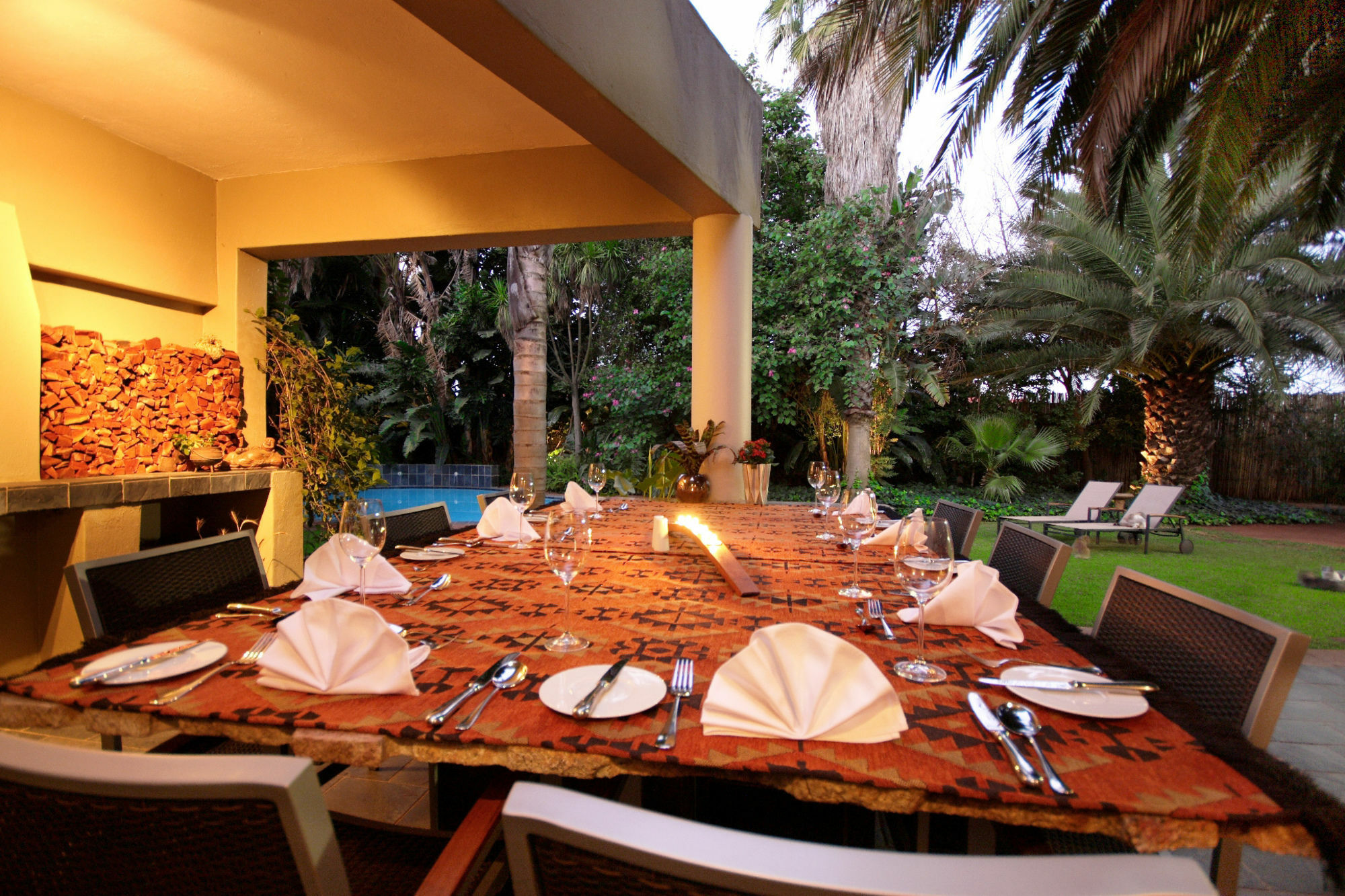 קמפטון פארק African Rock Hotel & Spa, A "Boutique Lifestyle Resort" מראה חיצוני תמונה